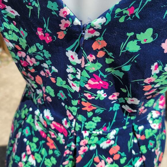 Nine West fit & flare double V neck sleeveless floral dress w-pockets size 6 - Picture 5 of 15